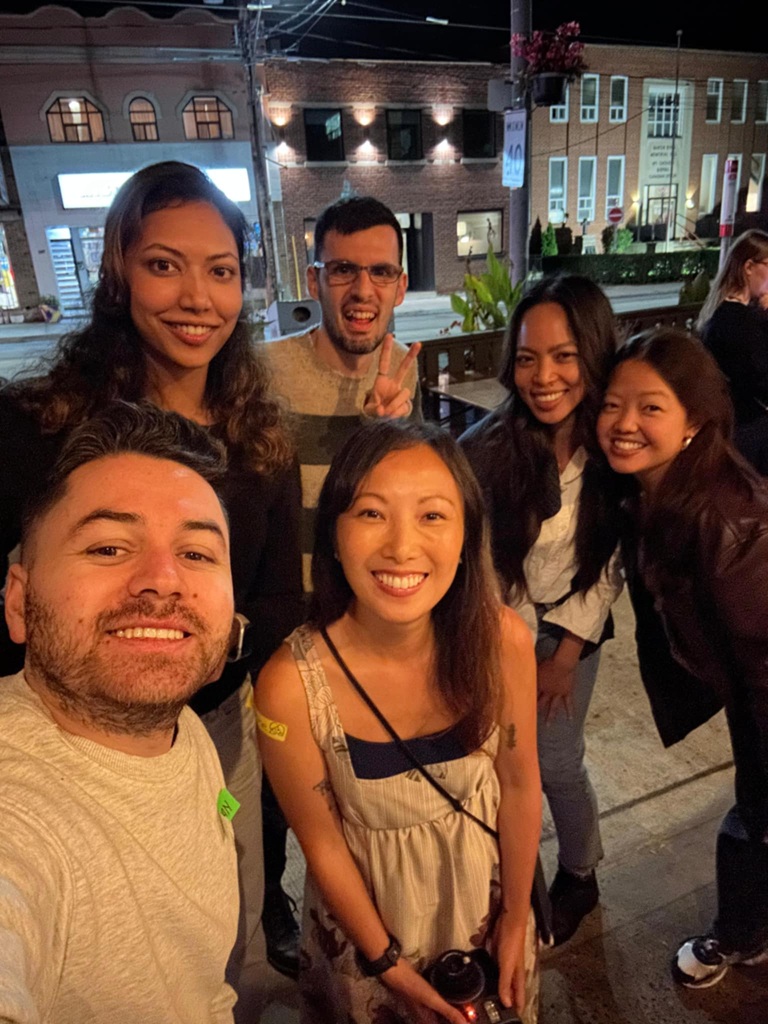 What a lovely crew of people!